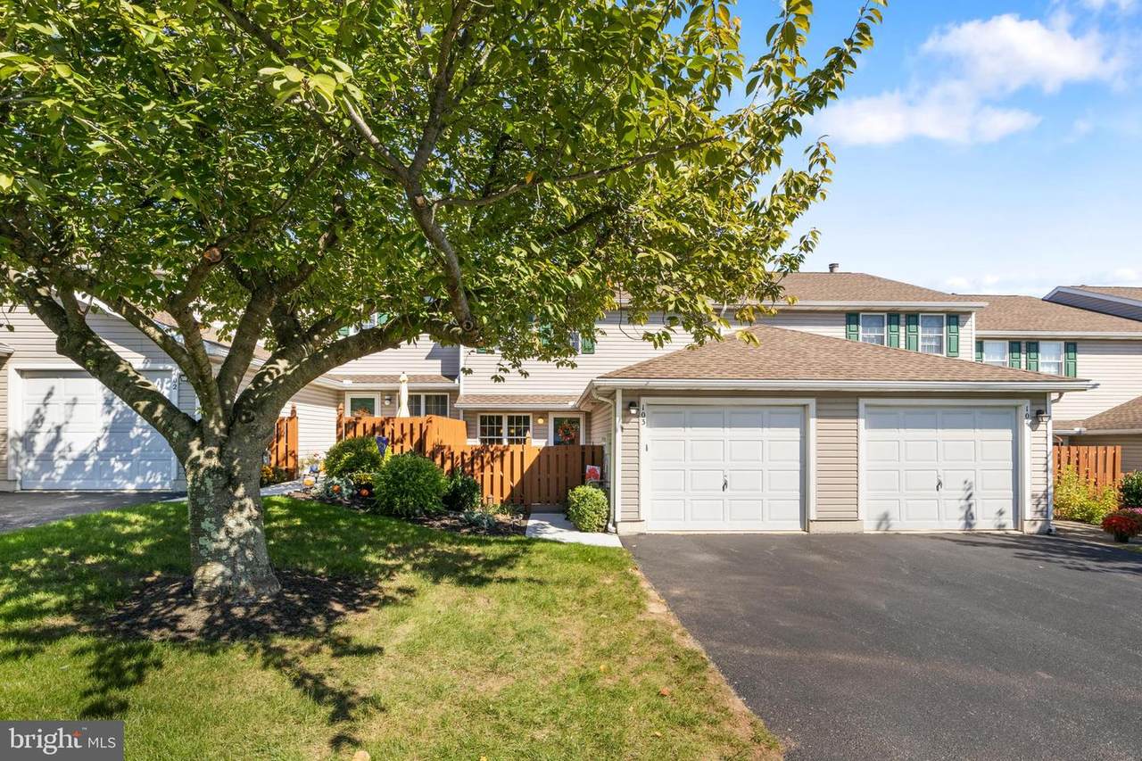 103 Spruce Court - Photo 1