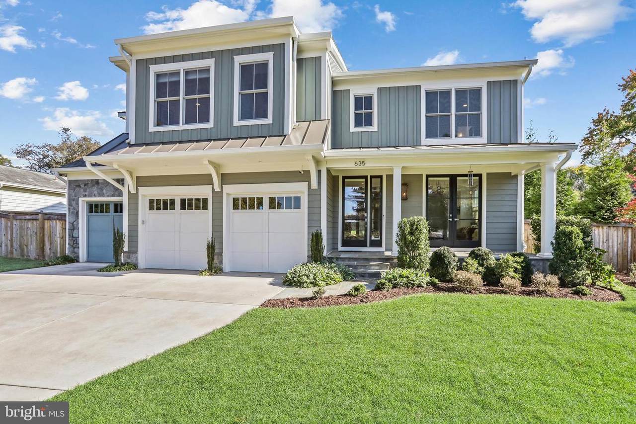 635 Frederick Street - Photo 1