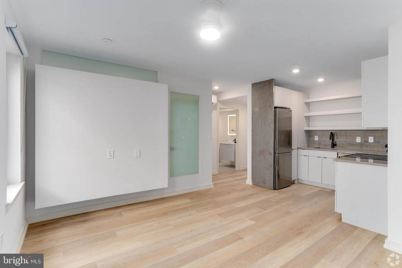 2009 Howard Street - Photo 1