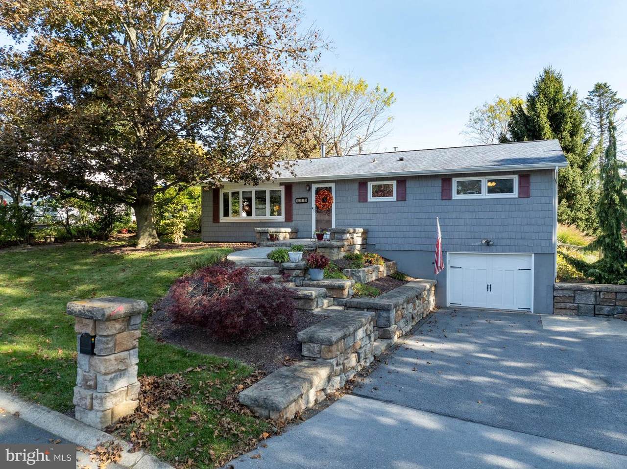 1313 Harris Street - Photo 1