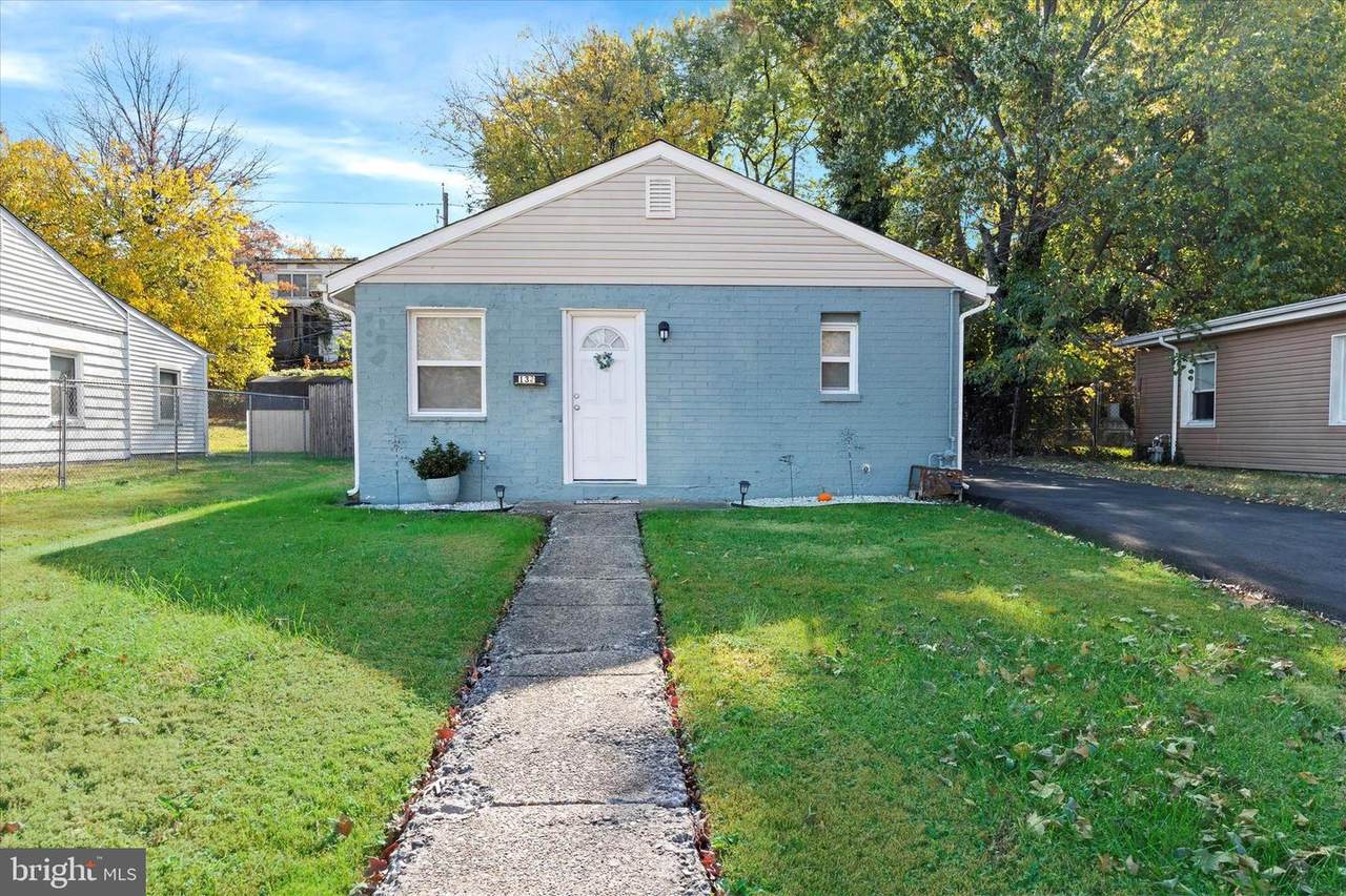 132 Bunche Boulevard - Photo 1