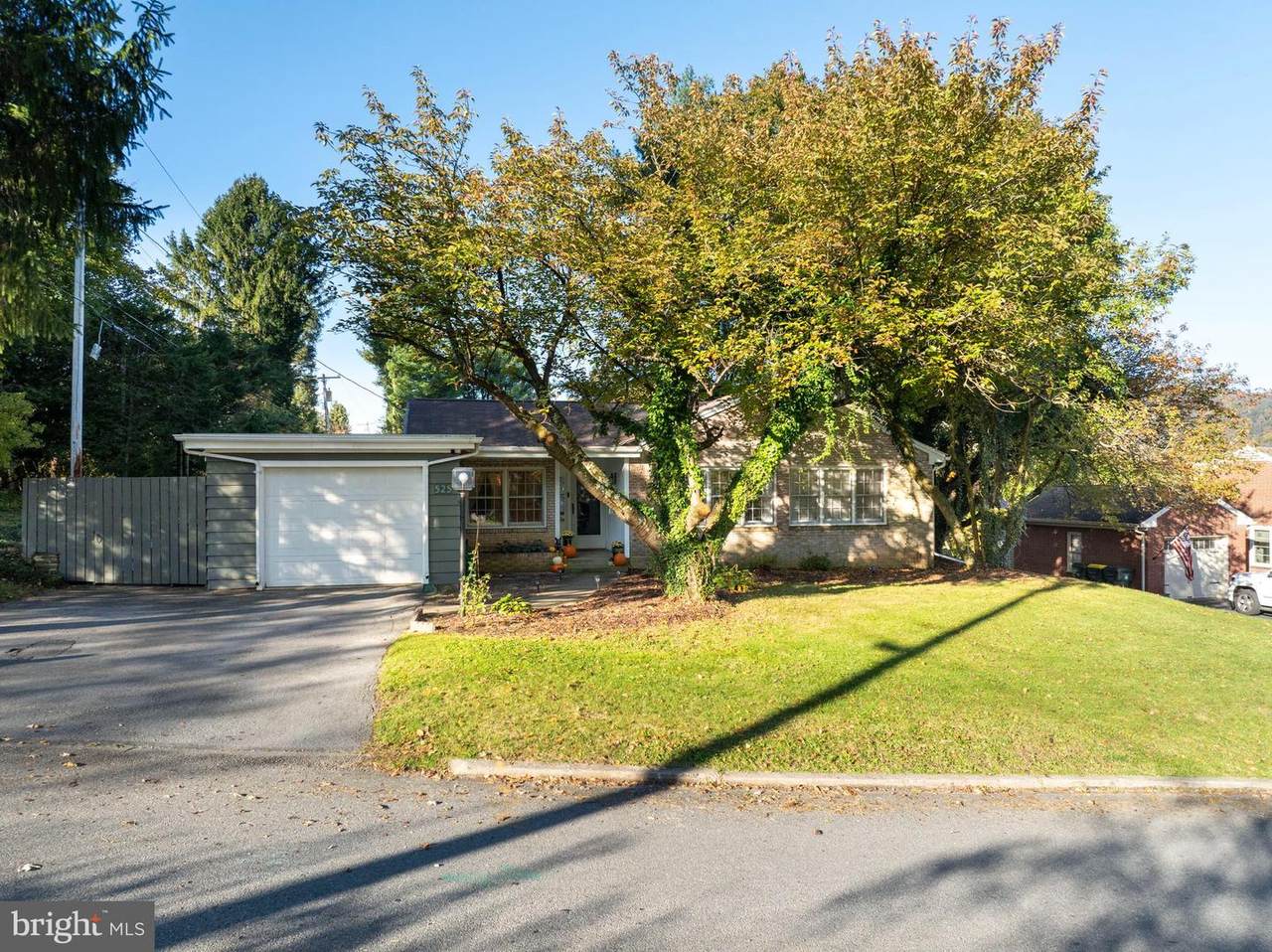 525 Wilson Street - Photo 1