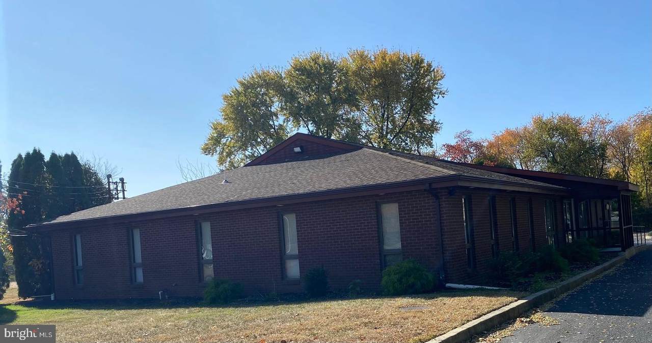 521 Sicklerville Road - Photo 1