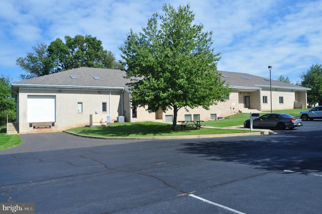 1390 Industry Road - Photo 1