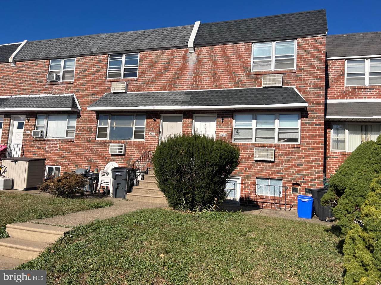 3013 Gilham Street - Photo 1