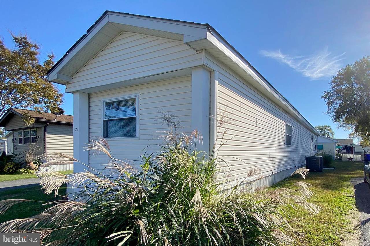 21 Candlelight Lane - Photo 1