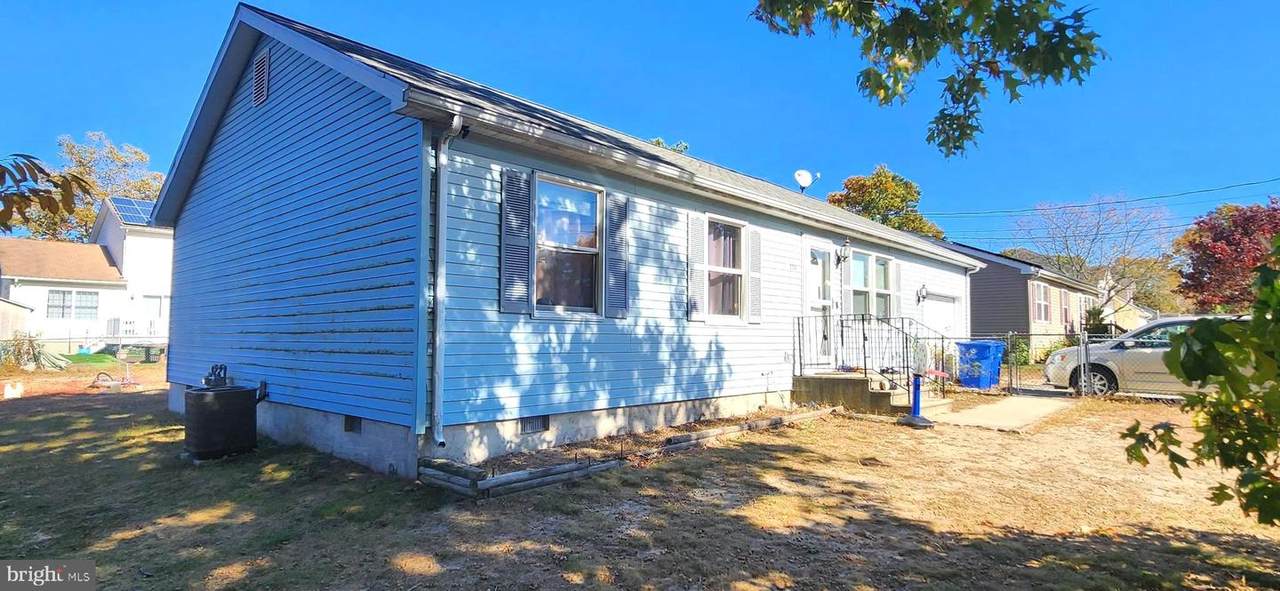 336 Park Street - Photo 1