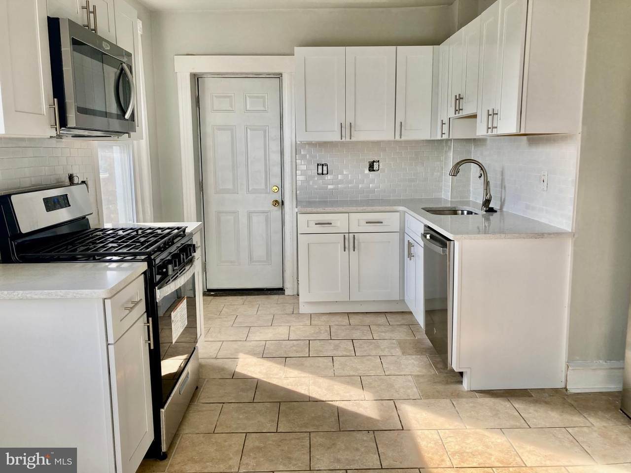 5436 Pine Street - Photo 1