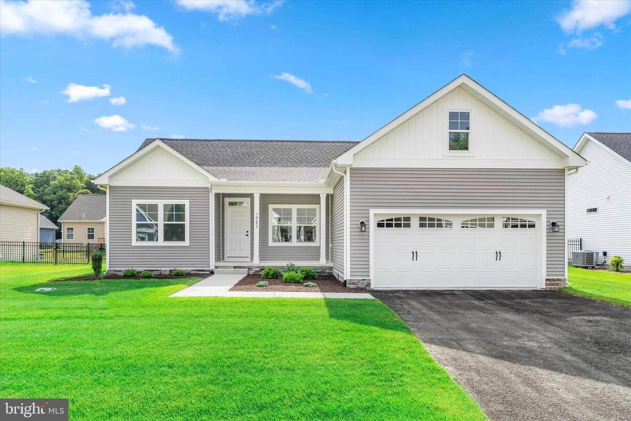 24078 Harvest Circle - Photo 1