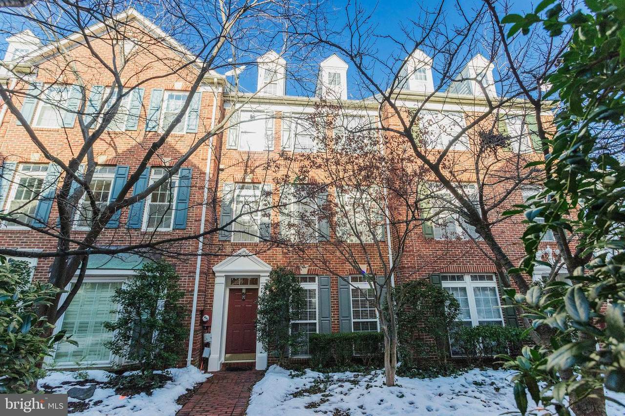 732 Catts Tavern Drive - Photo 1