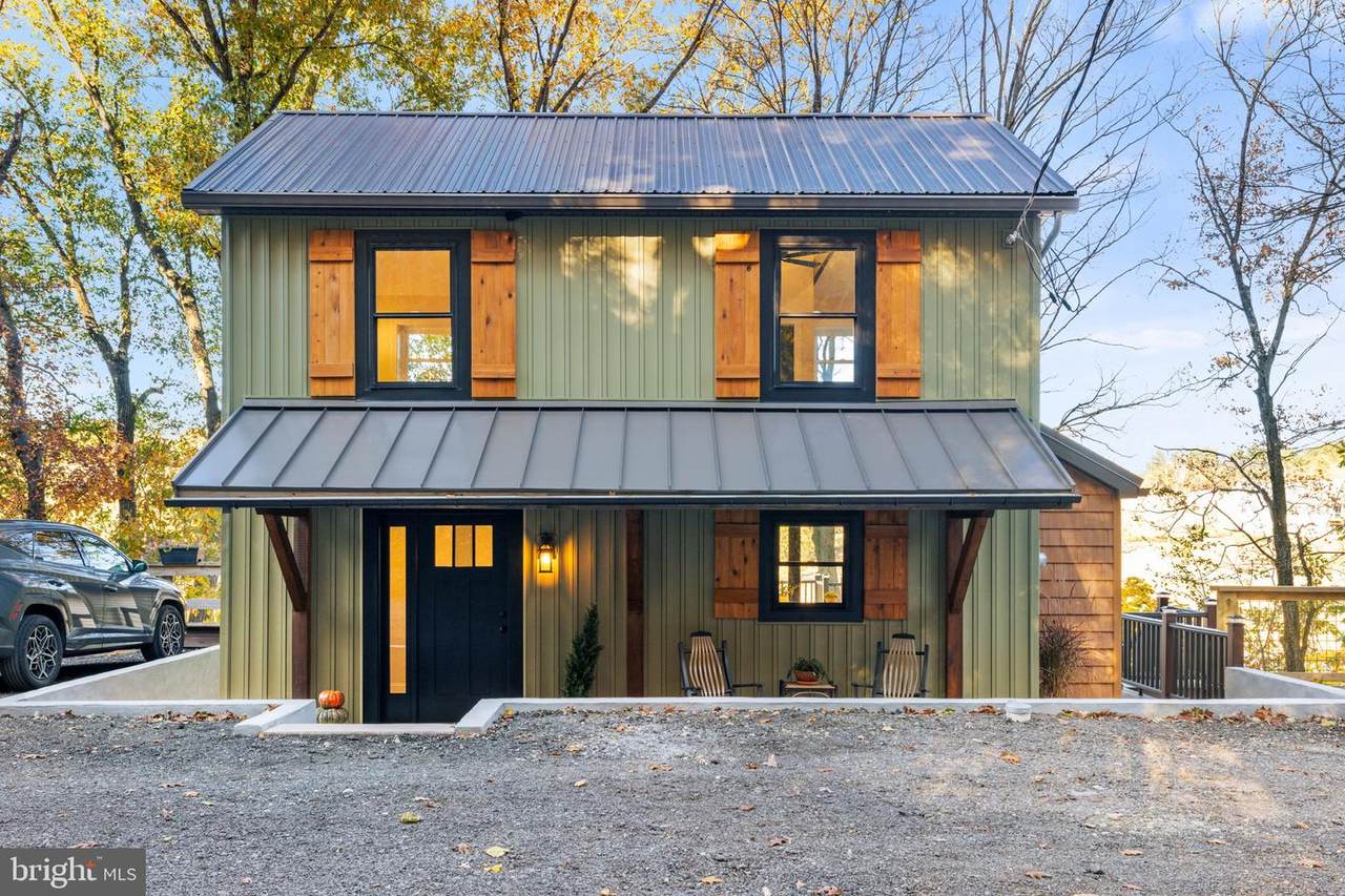 440 Shore Drive - Photo 1