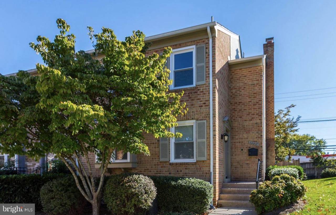 10217 Arizona Circle - Photo 1