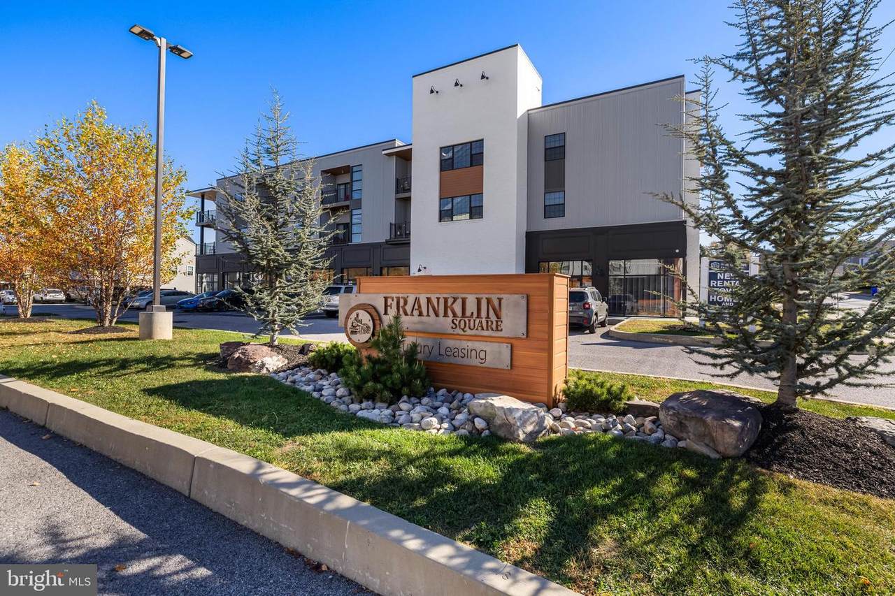 200 Cambridge Boulevard - Photo 1