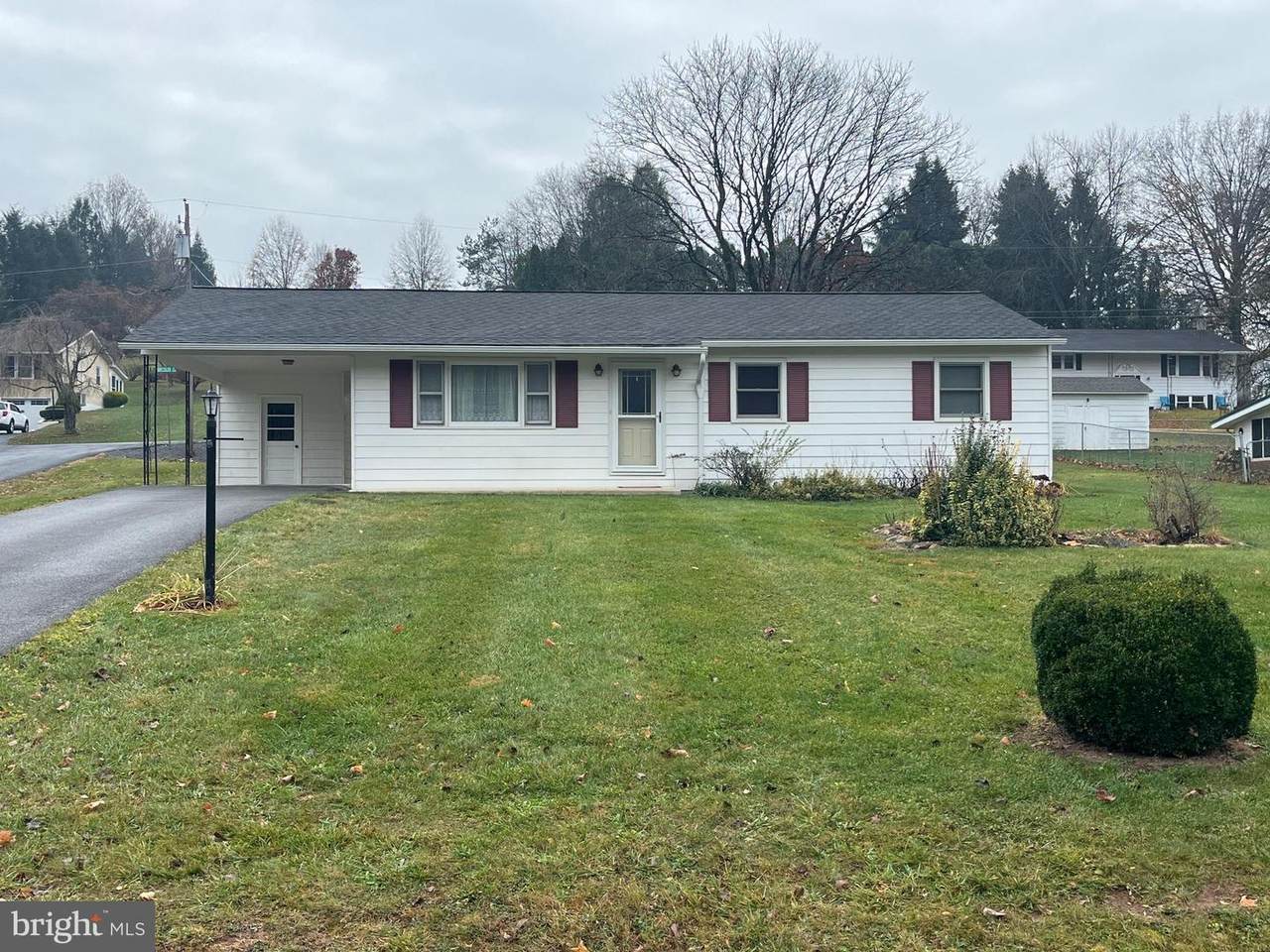 120 Longacre Street - Photo 1