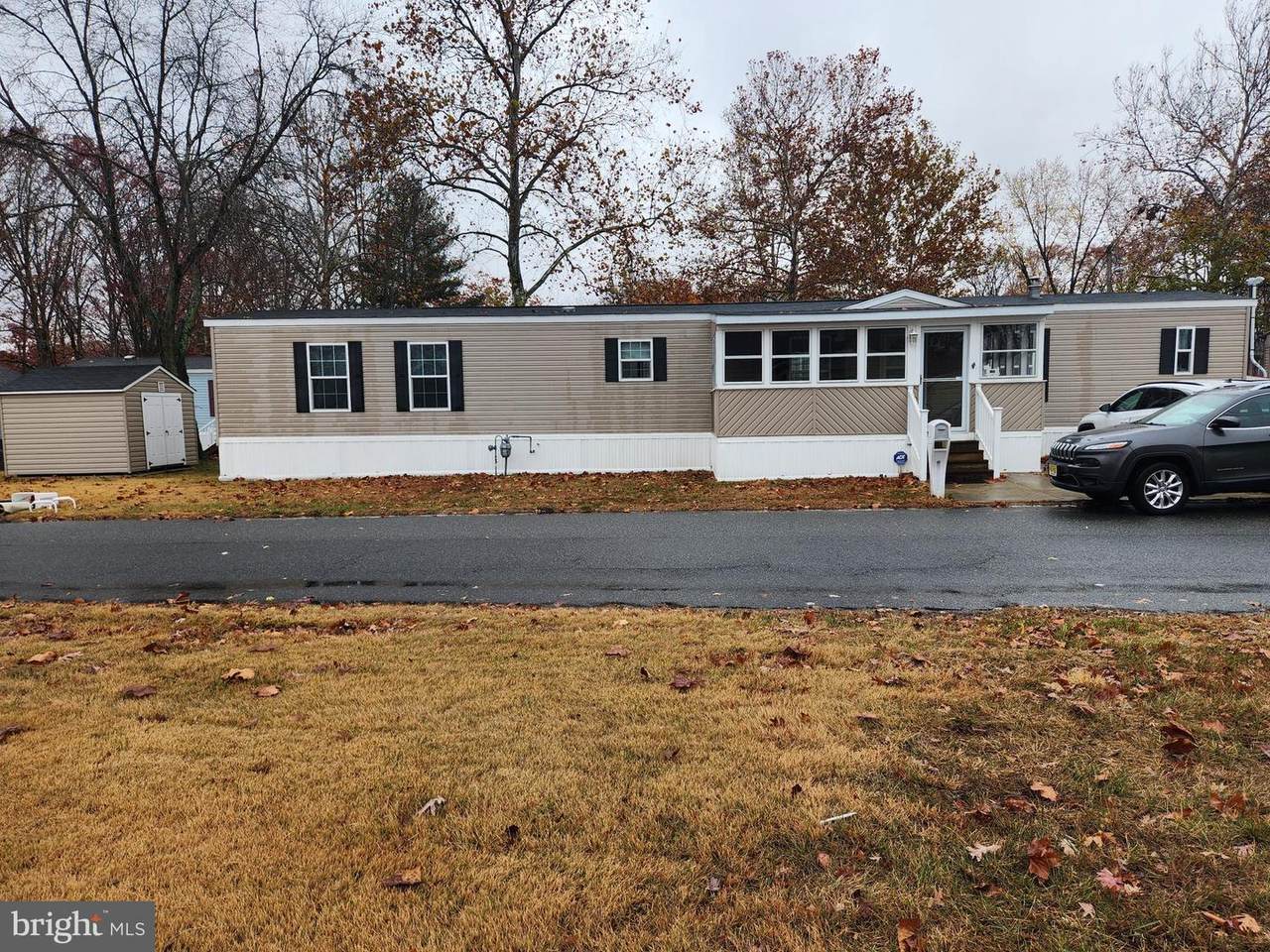 109 Kennedy Ave - Photo 1