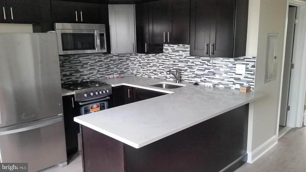 1631 Passyunk Avenue - Photo 1
