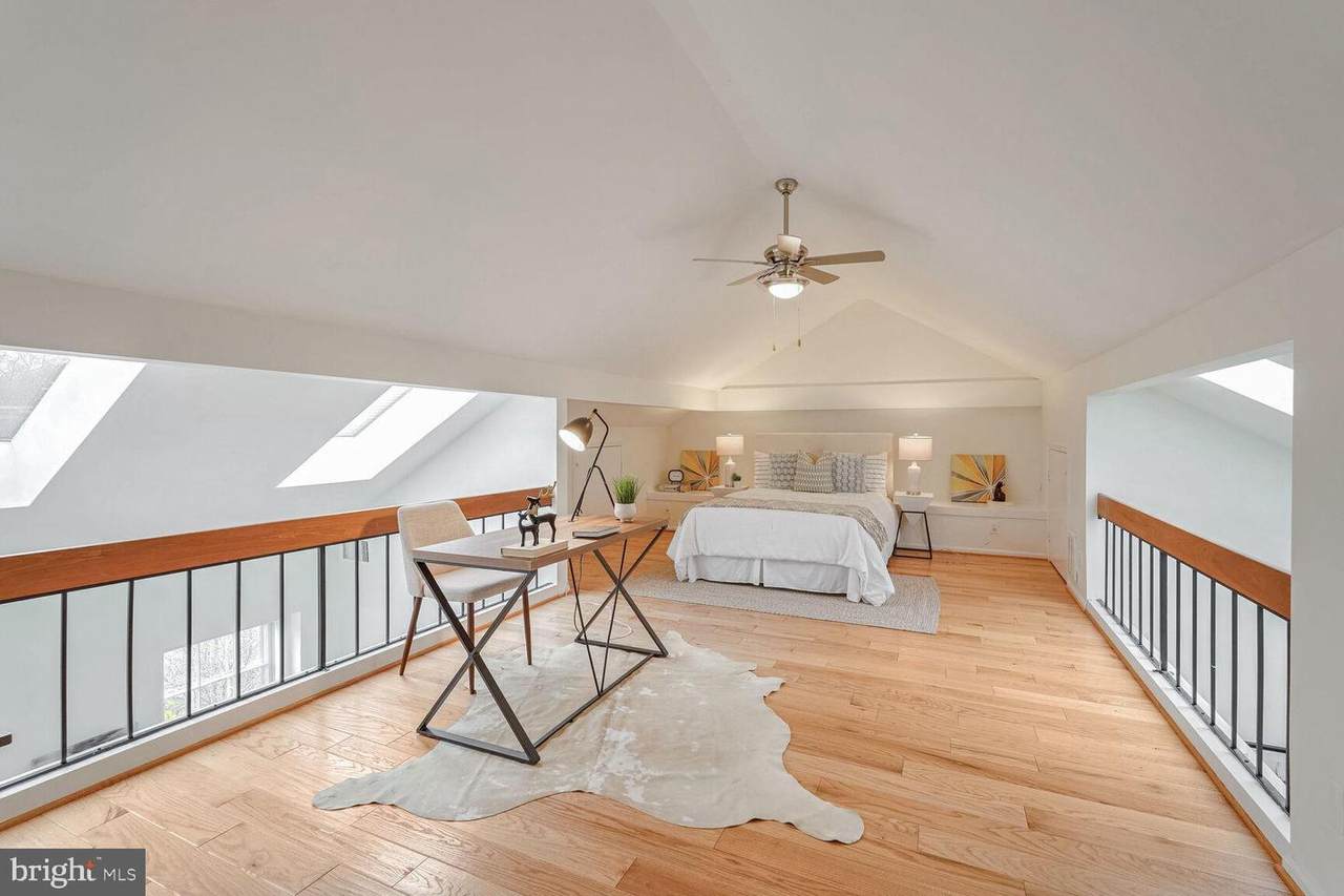 3840 Porter Street - Photo 1