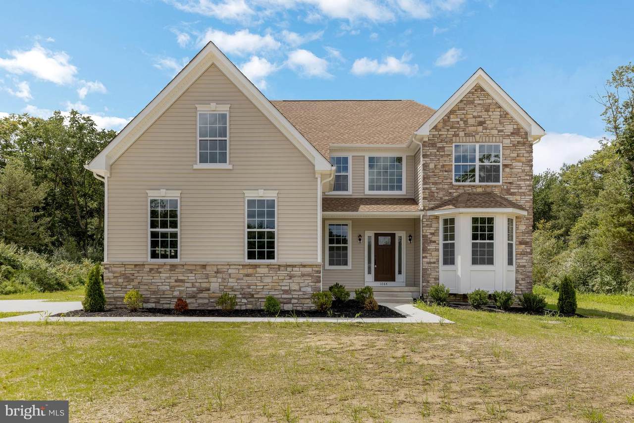 844 Saw Mill Road - Photo 1