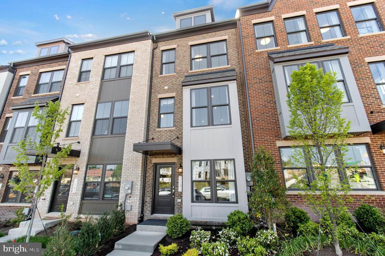 6041 Soho Way - Photo 1