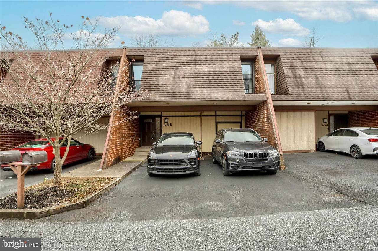 636 Cedar - Photo 1