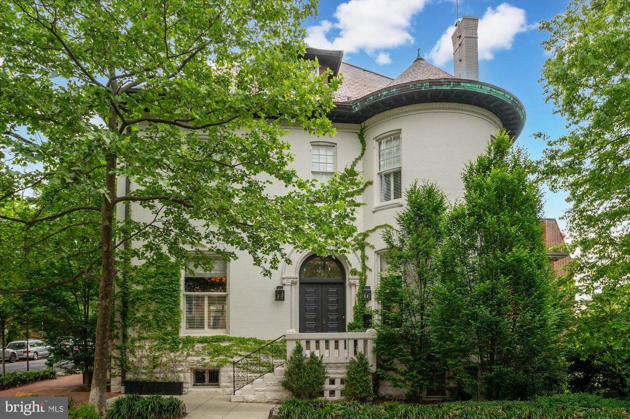 1823 Phelps Place - Photo 1