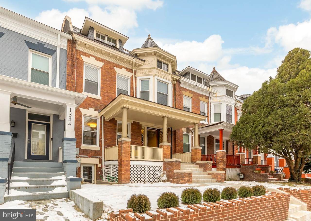 1346 Oak Street - Photo 1