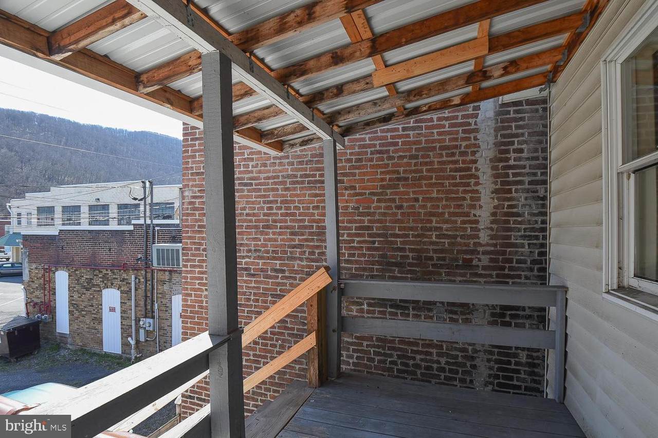  120 1/2 N MAIN Street - Photo 1