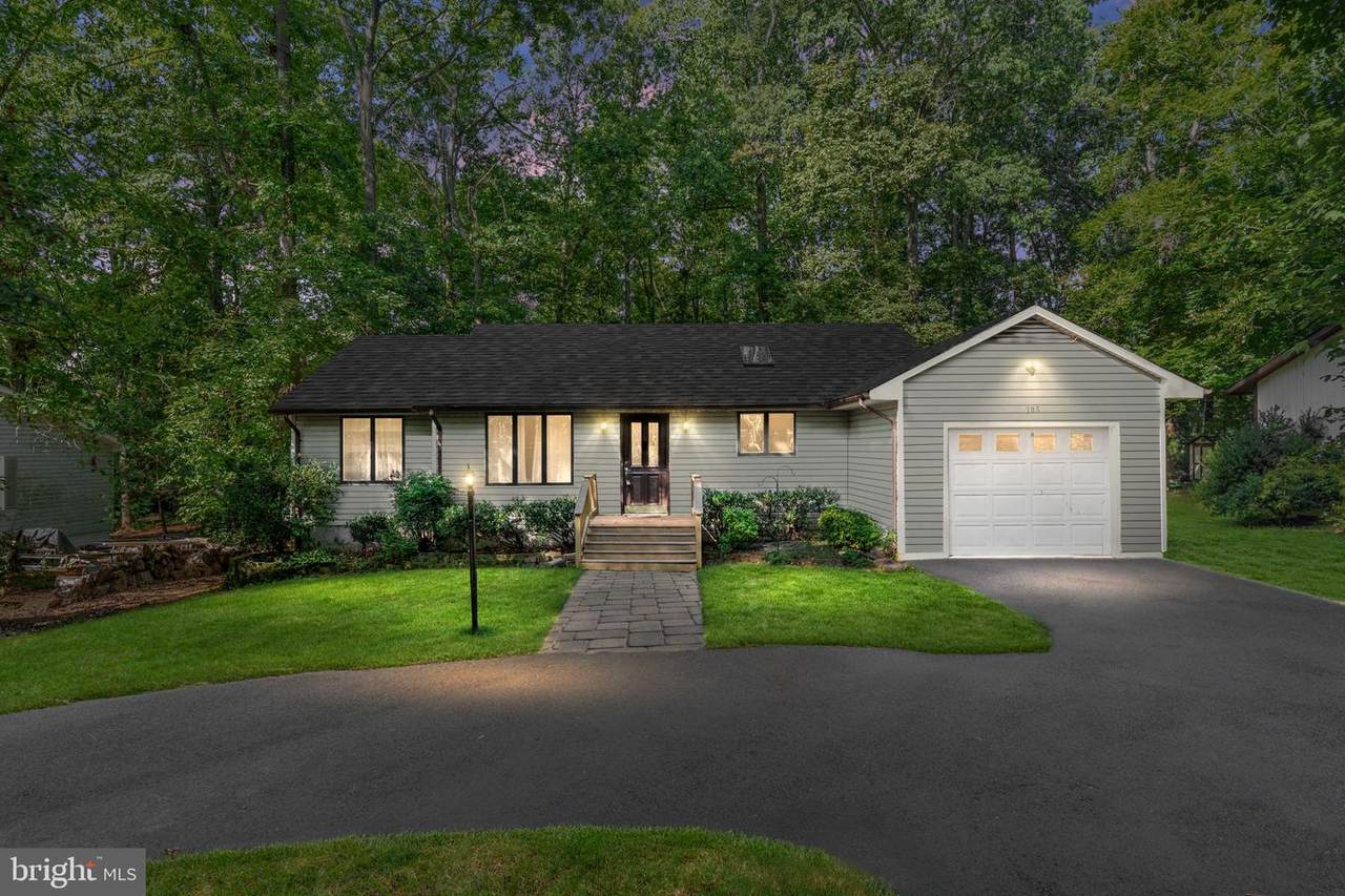 105 Sunset Court - Photo 1