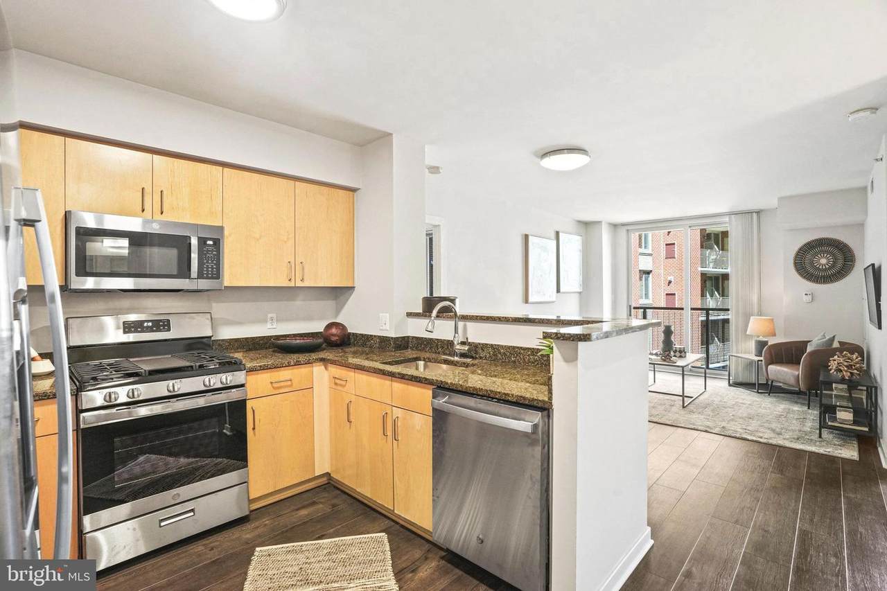 1000 New Jersey Avenue - Photo 1