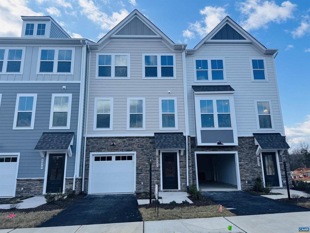 5981 Cling Ln - Photo 1