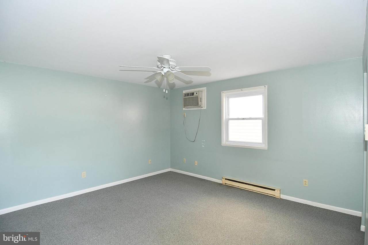 168 North Washington St - Photo 1