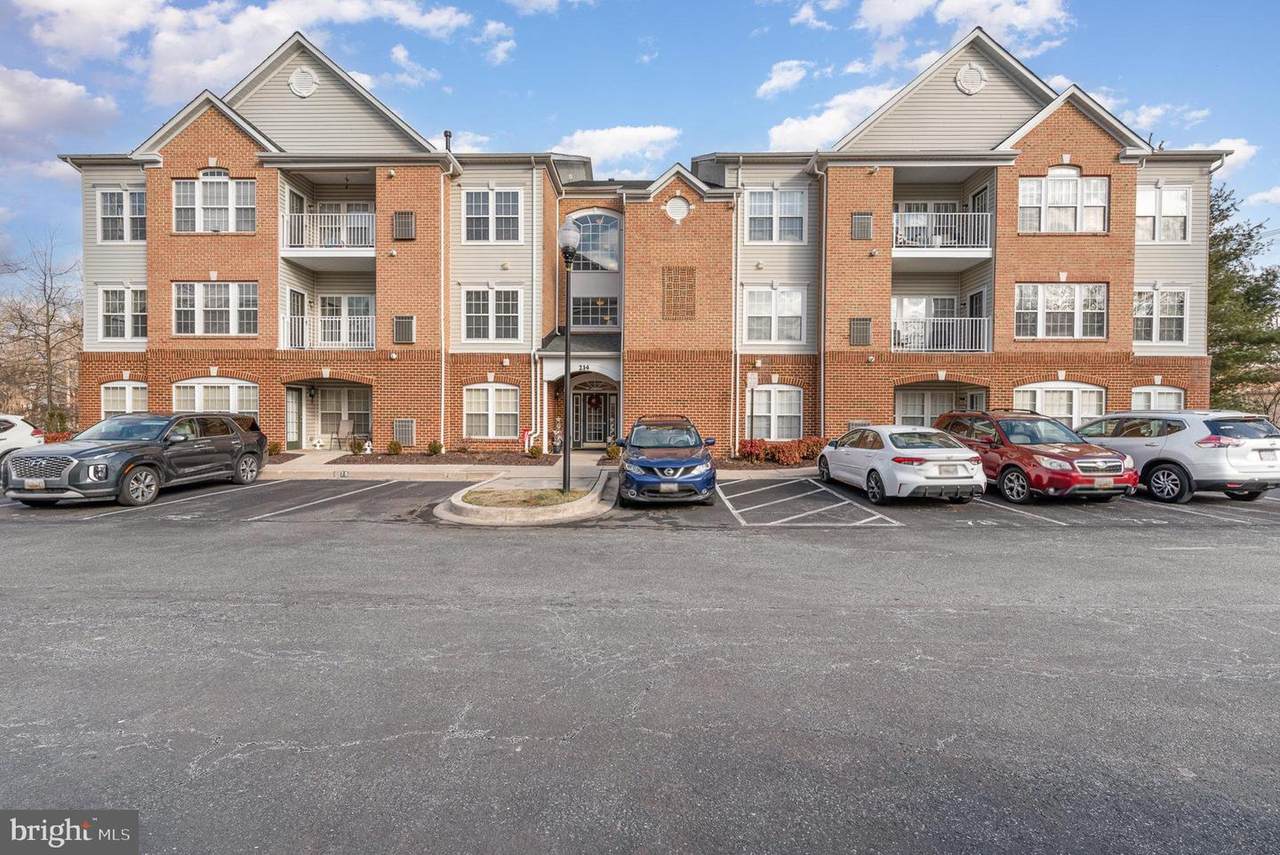 214 Kings Crossing Circle - Photo 1