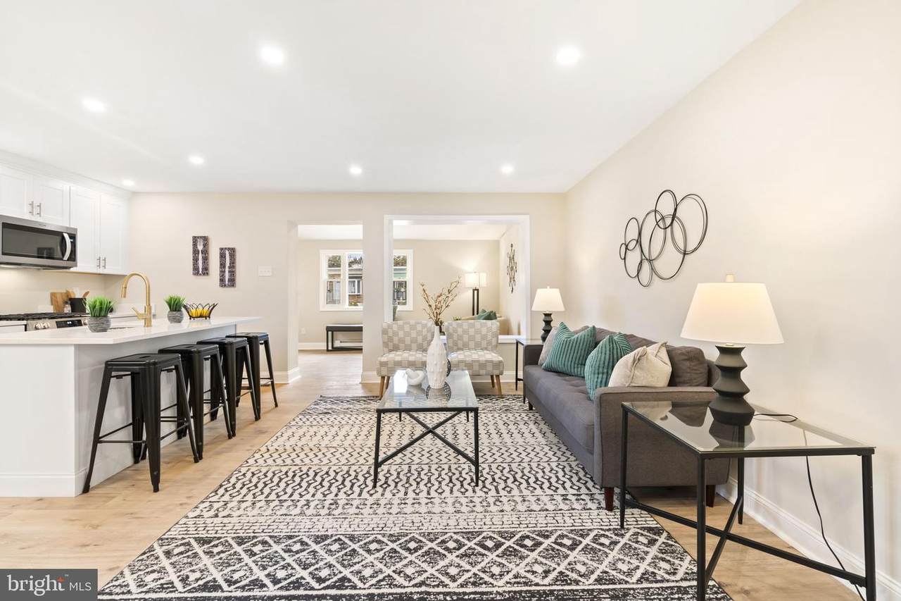 145 Morris Avenue - Photo 1