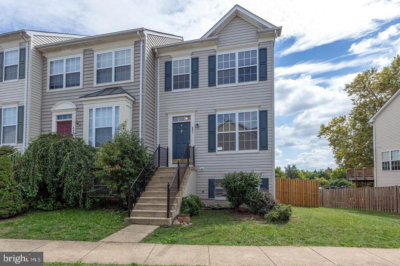 451 Ginkgo Terrace - Photo 1