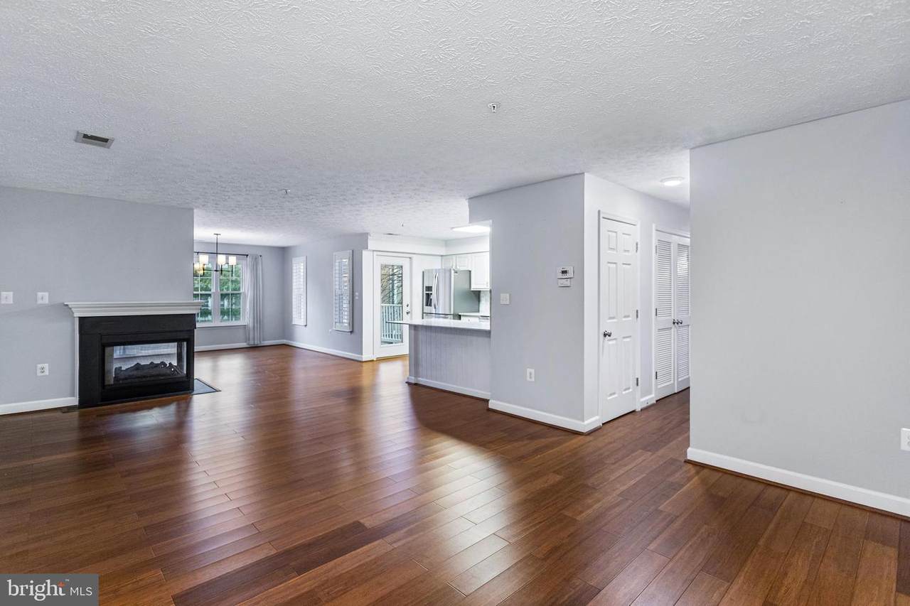 607 Admiral Drive - Photo 1
