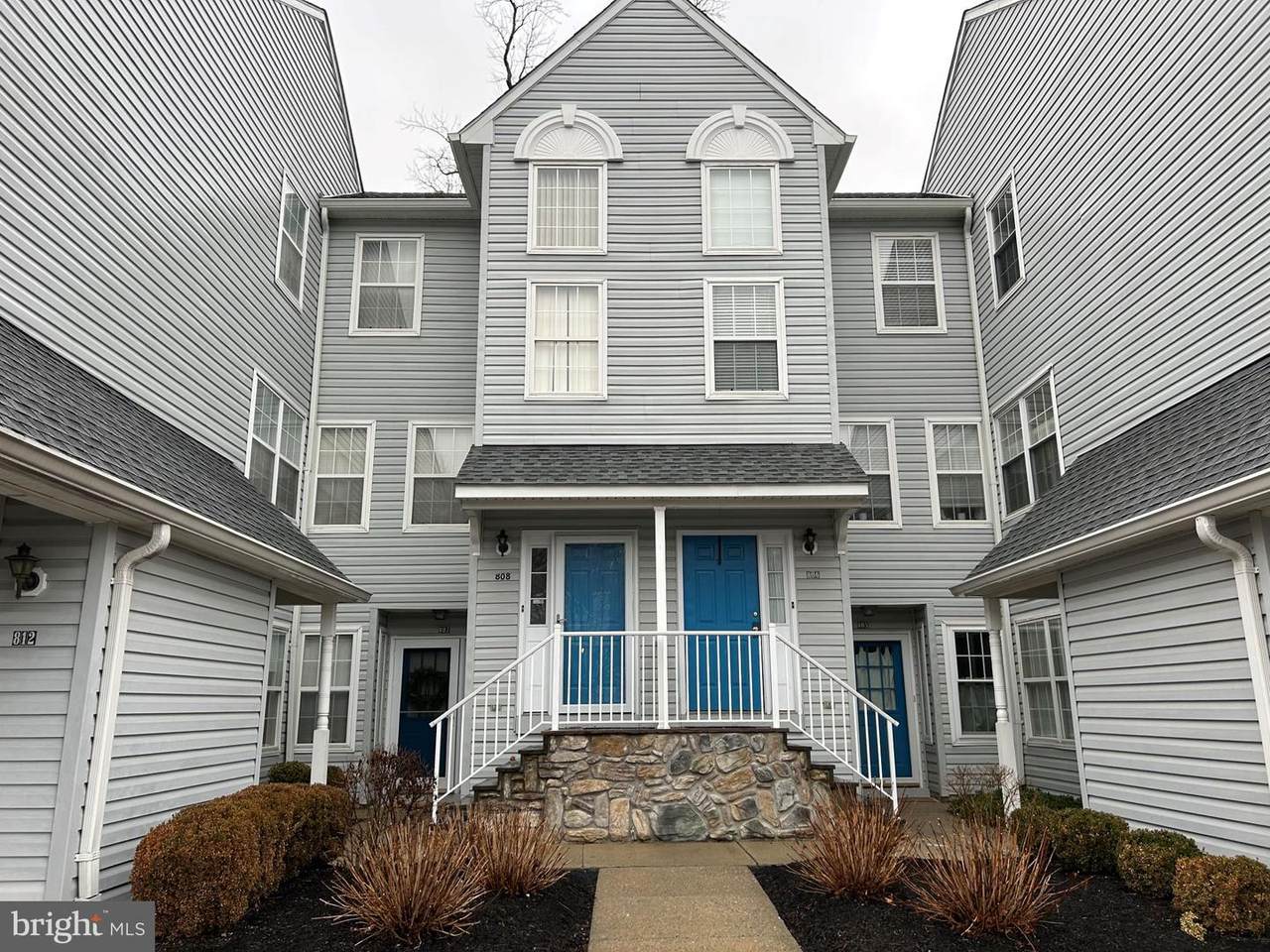 807 Quail Road - Photo 1
