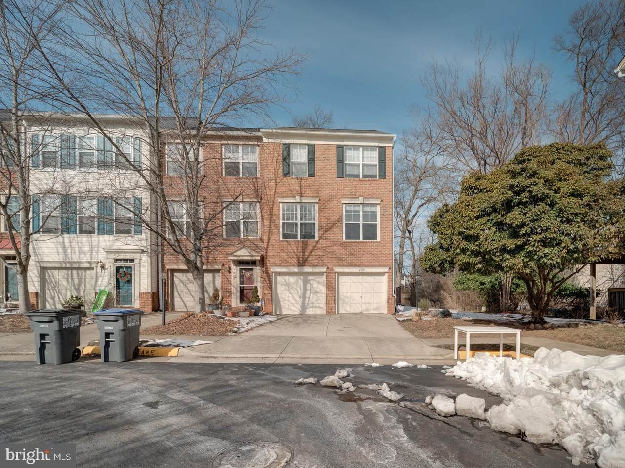 43071 Autumnwood Square - Photo 1