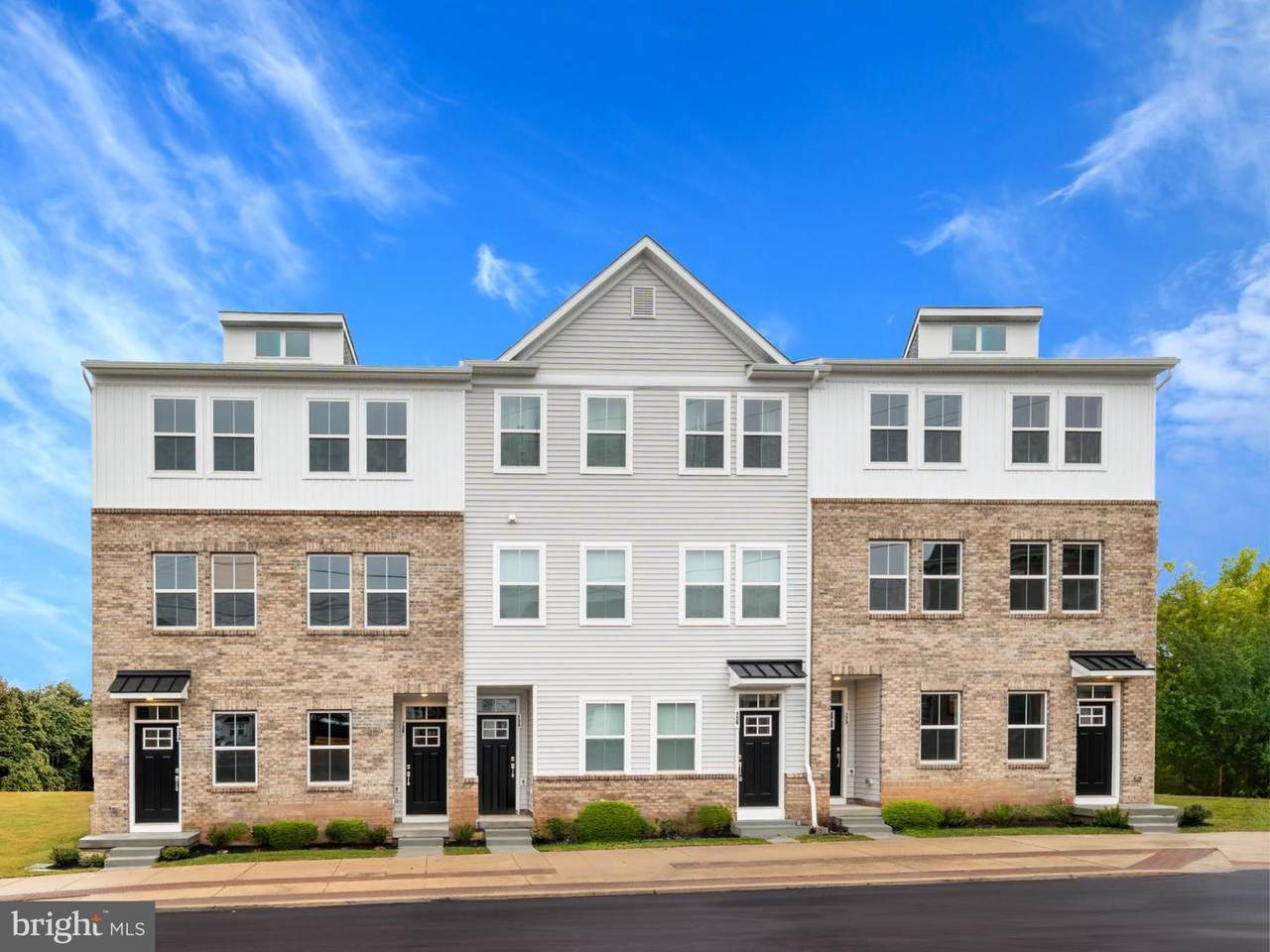 812 Graphite Drive - Photo 1