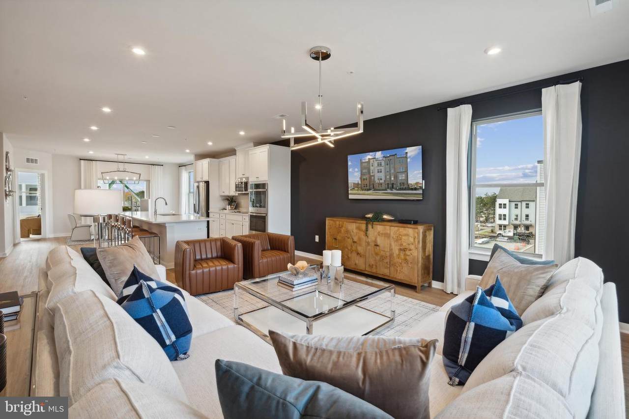 2145 Glacier Road - Photo 1