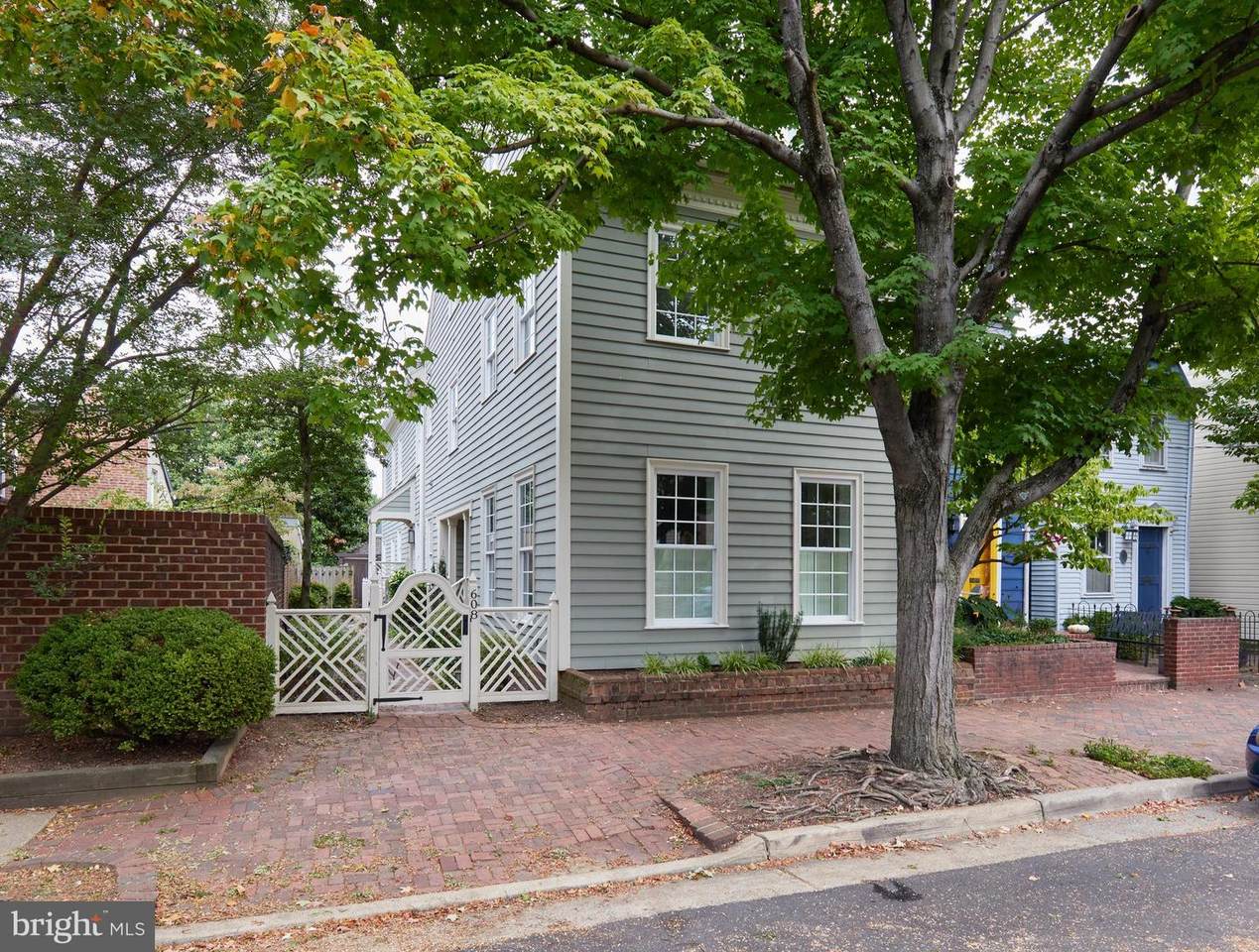 608 Saint Asaph Street - Photo 1