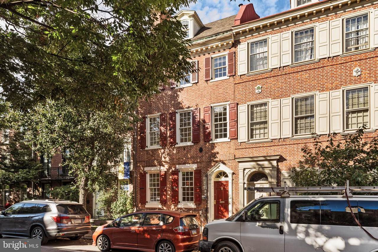 231 Spruce Street - Photo 1