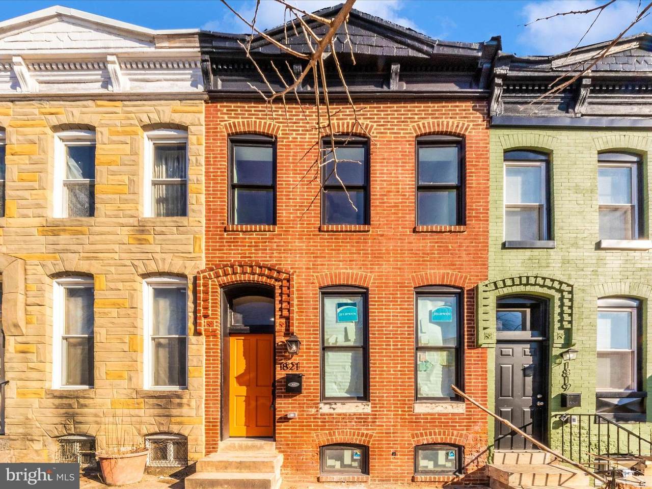 1821 Bond Street - Photo 1