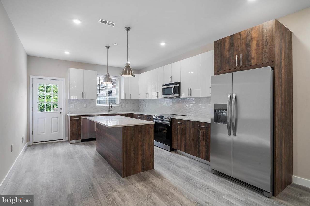 1830 Cumberland Street - Photo 1