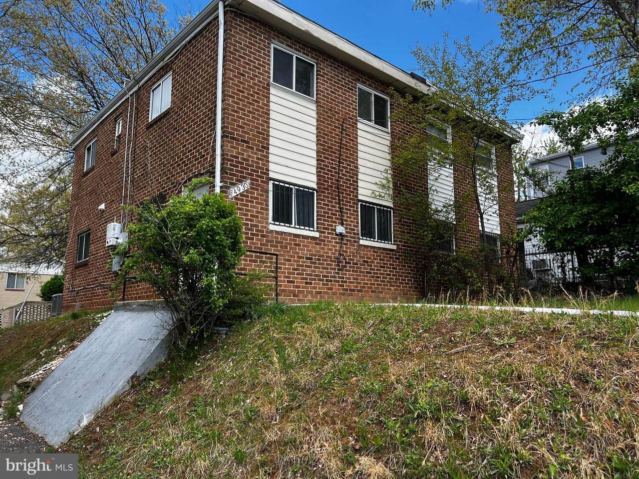 4930 Eads Place - Photo 1