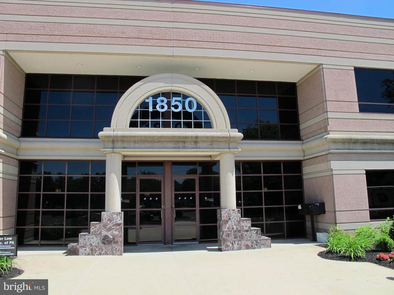 1850 William Penn Way - Photo 1