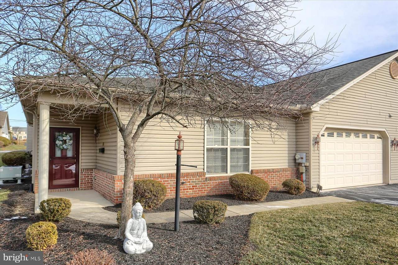 170 Meadowview Drive - Photo 1