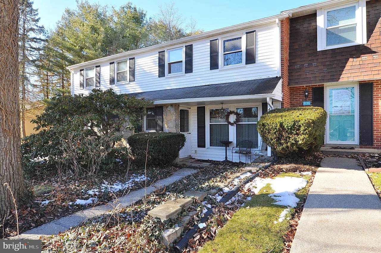 404 Amblewood Way - Photo 1