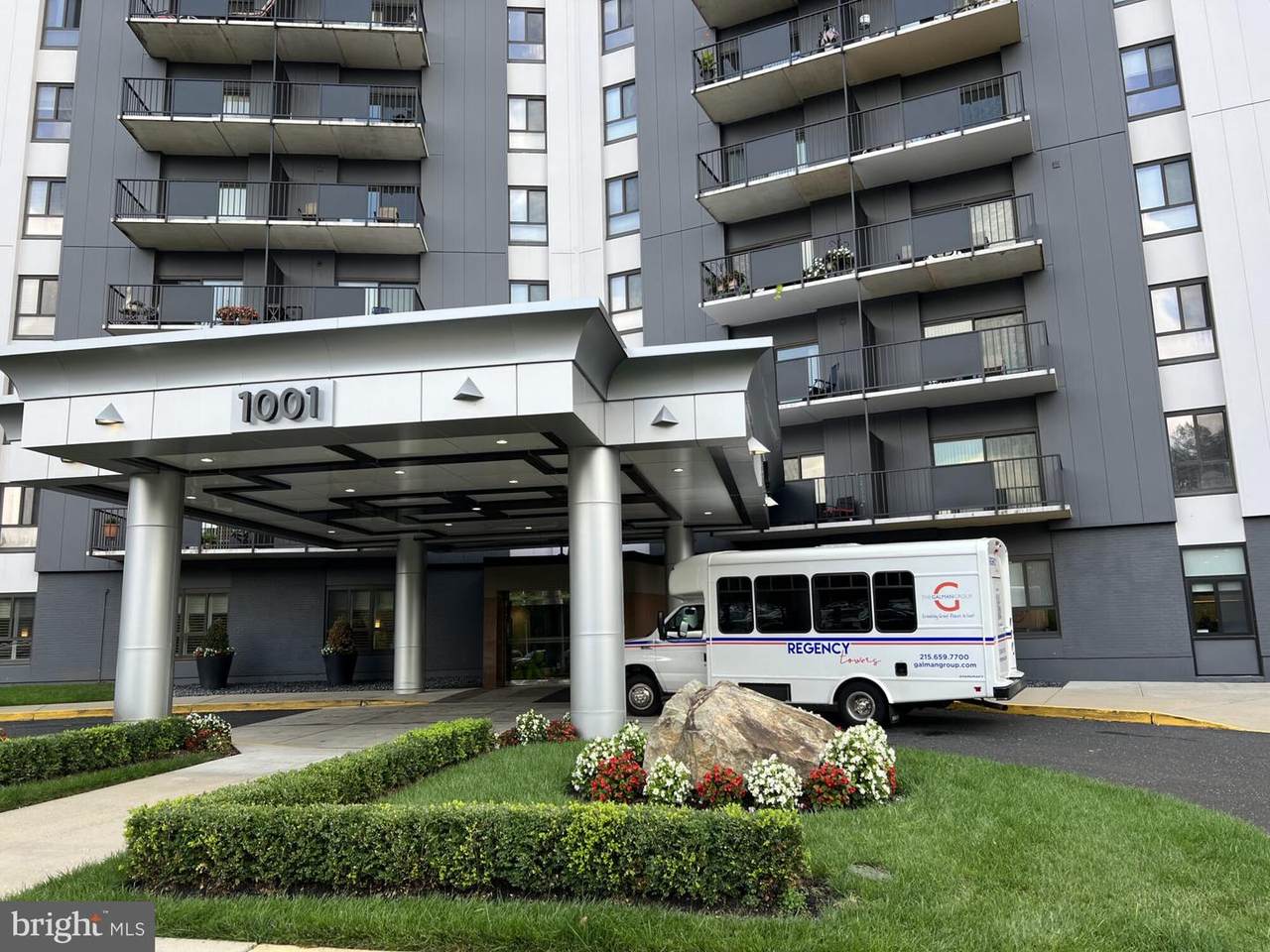 1003 Easton Road - Photo 1