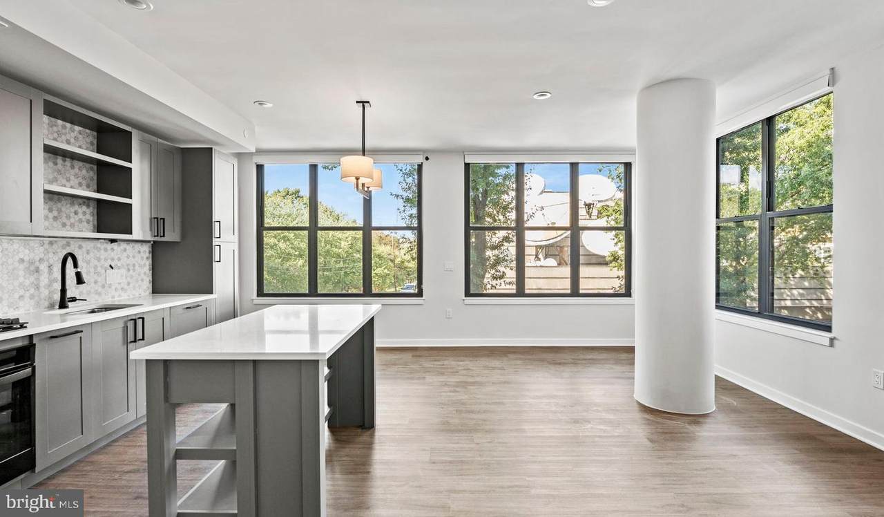 4000 Wisconsin Avenue - Photo 1