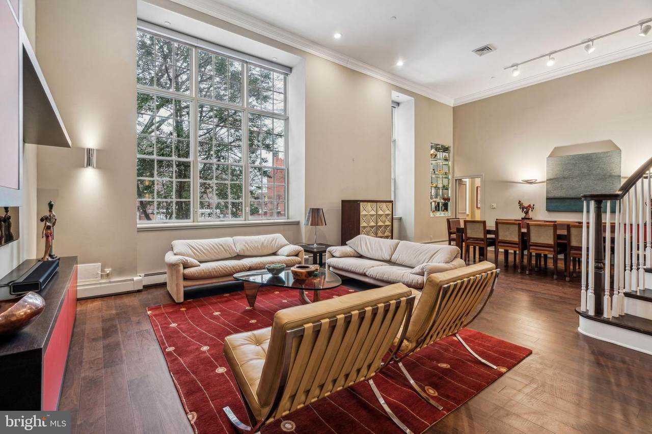 211-25 4TH Street - Photo 1
